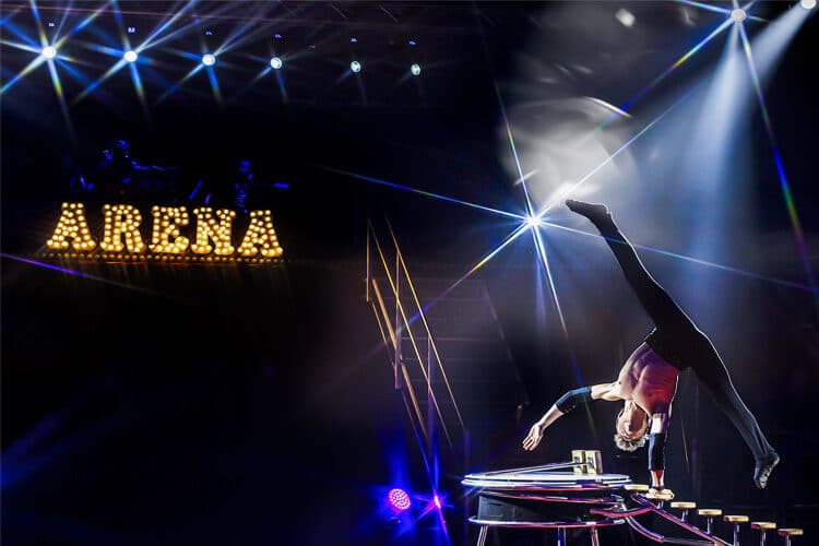 Cirkus Arena, 70 år med savsmuld, latter og sug i maven