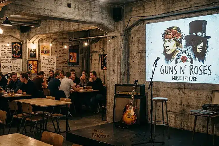 Guns N’ Roses – et opgør med illusionerne AI