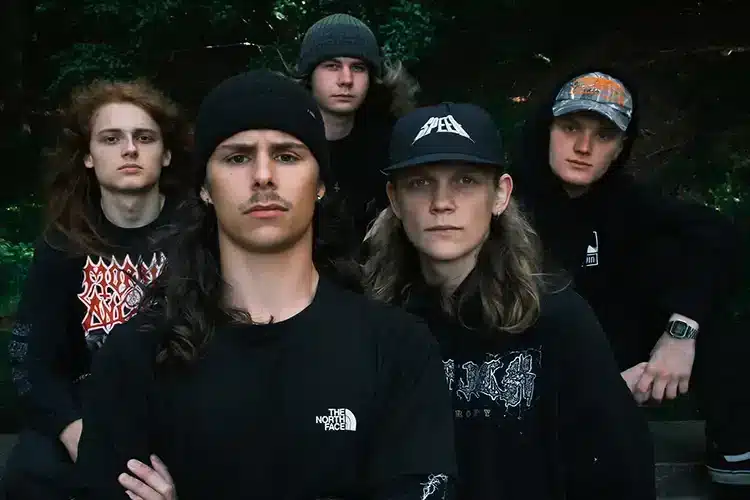 NECKBREAKKER