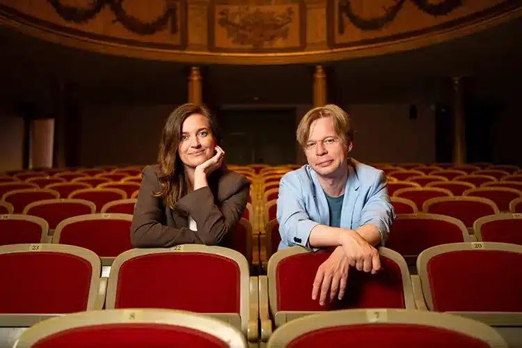 Tirsdage i Theatret i Den Gamle - Clement og Julie Rokkjær Birch Tirsdage i Theatret i Den Gamle - Clement og Julie Rokkjær Birch