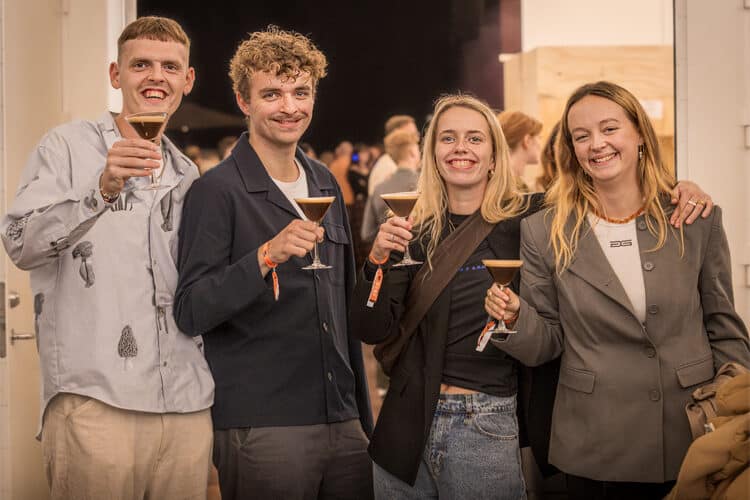 Kaffe & Sensorik – Når duften af kaffe møder lyden af musik