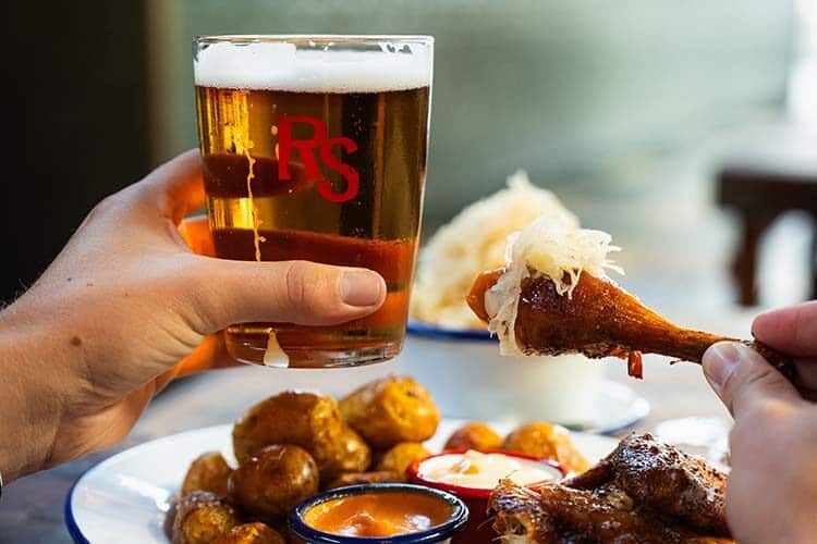 Oktoberfest hos Roberta’s Society