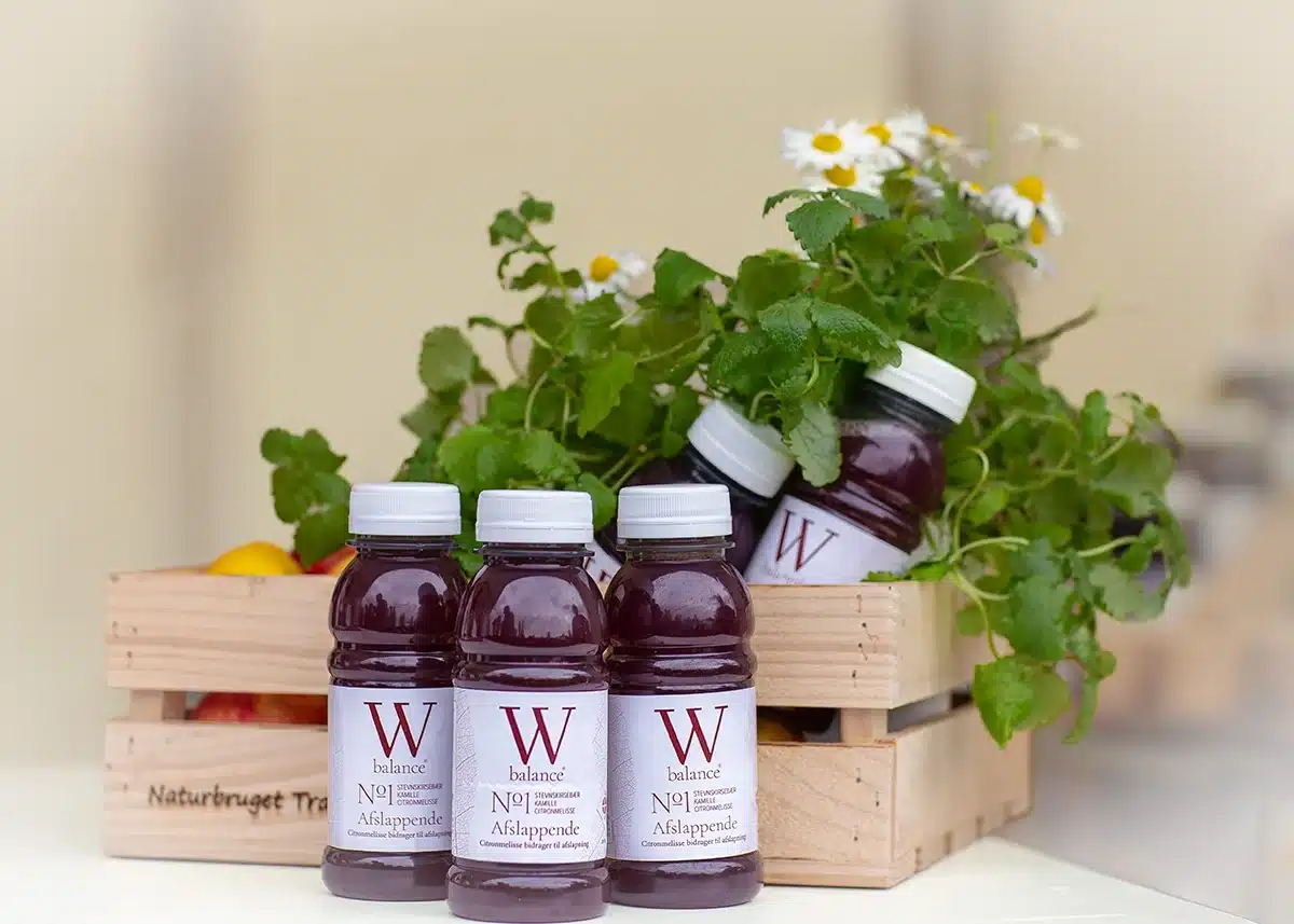 Wbalance drikke med urter og kirsebær Wbalance drikke med urter og kirsebær