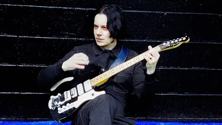 Jack White på scenen med elektrisk guitar, rockikon klar til NorthSide 2026.
