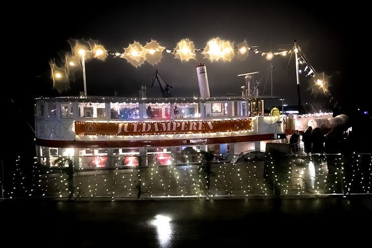 Julefrokost med banko ombord paa JULDAMPEREN » Aarhus Inside Julefrokost med banko ombord på JULDAMPEREN