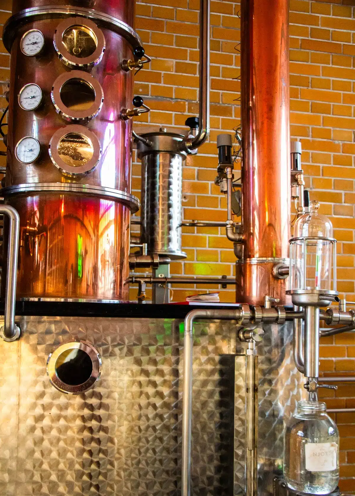 Kobberkedlen hvor Njord Gin destilleres