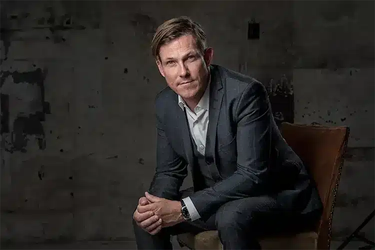 Manipulationens psykologi – Show og foredrag med Niels Kroejgaard » Aarhus Inside Manipulationens psykologi – Show og foredrag med Niels Krøjgaard