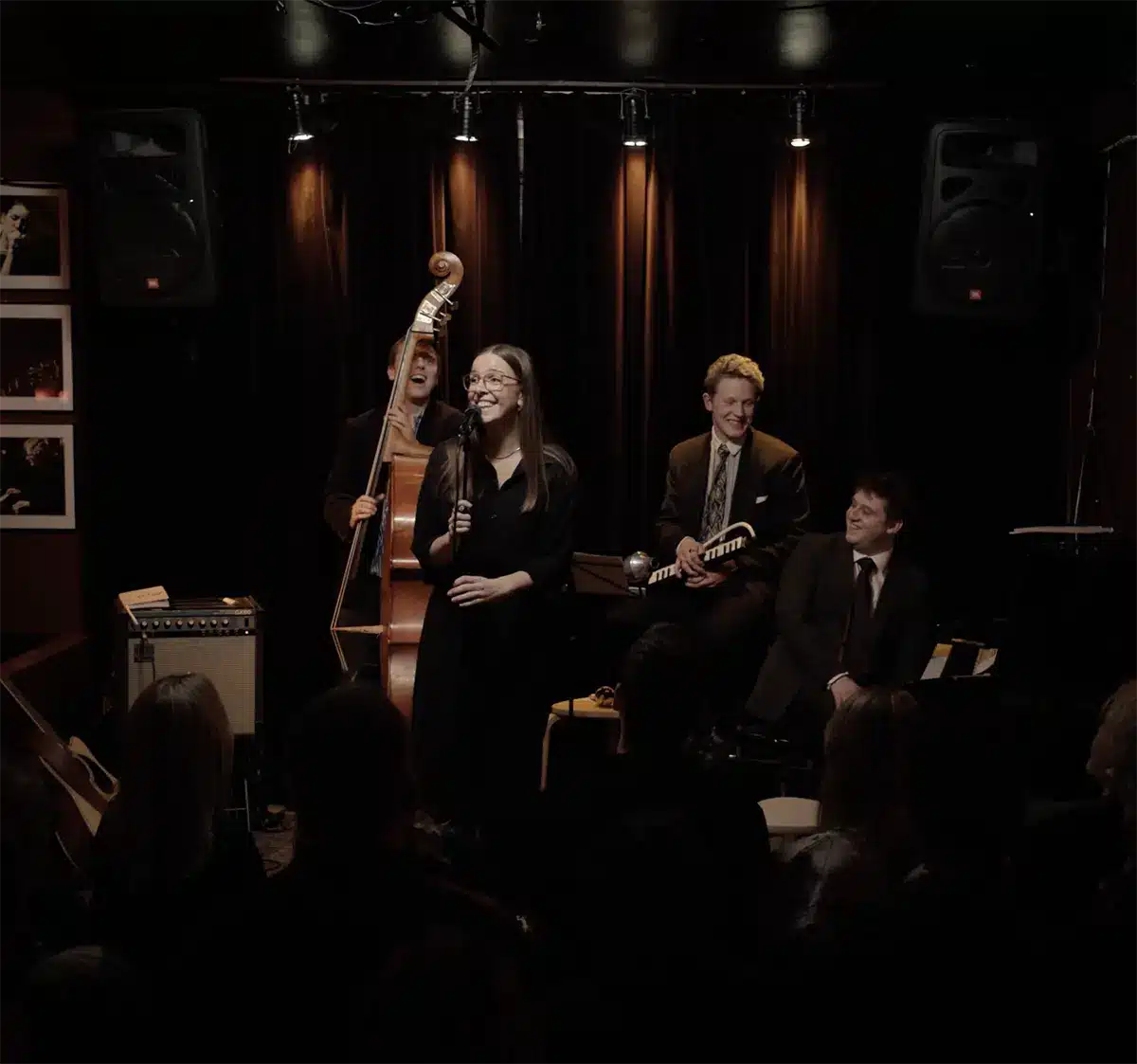 Clara Schøn - Foto Pr Tajmer Booking & Management