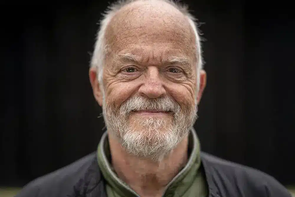 Henrik Jensen - Mens vi venter på miraklet