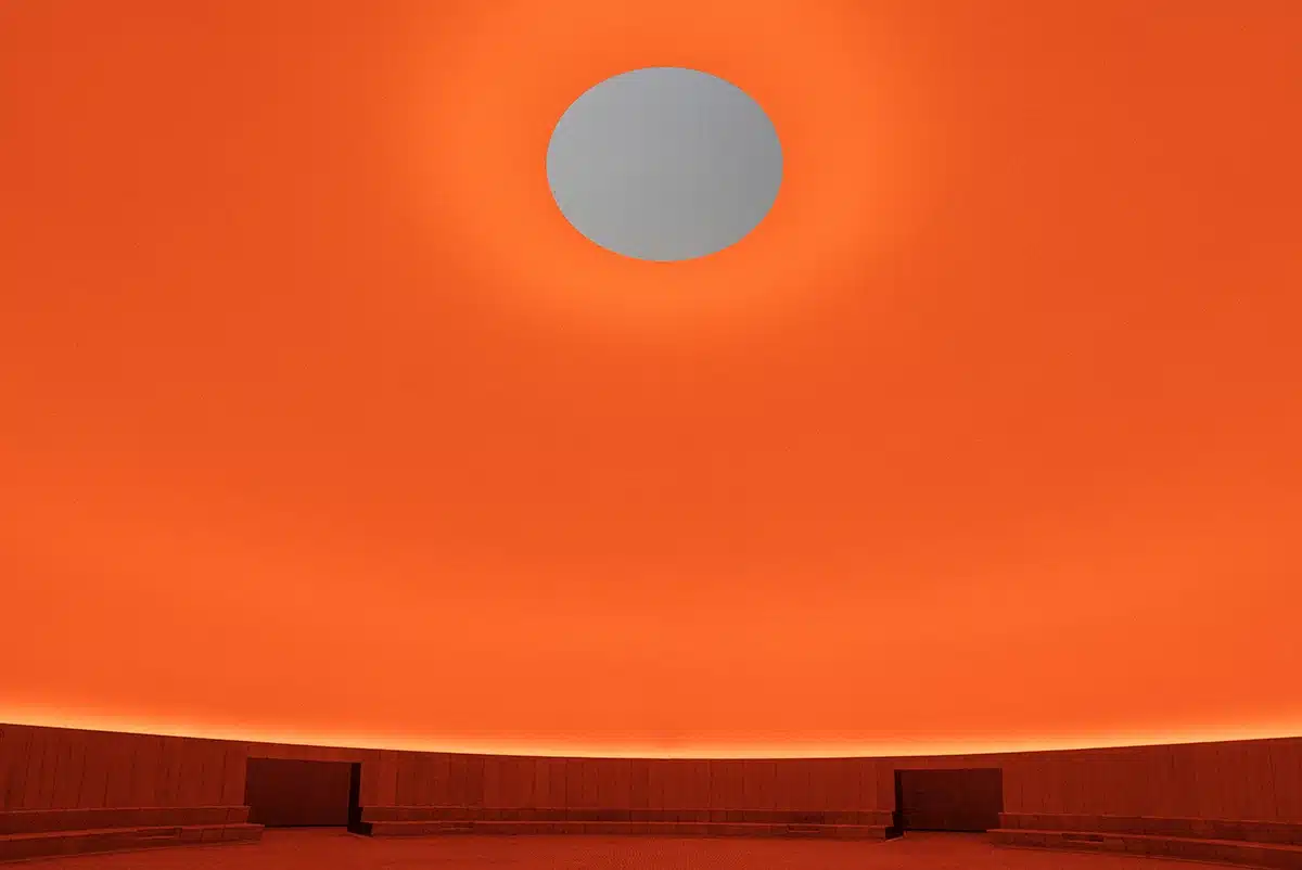 James Turrell - As Seen Below - The Dome, a Skyspace by James Turrell. Foto_ Mads Smidstrup © ARoS, 2025. Taget i forbindelse med James Turrells besøg i As Seen Below i juni 2025_2