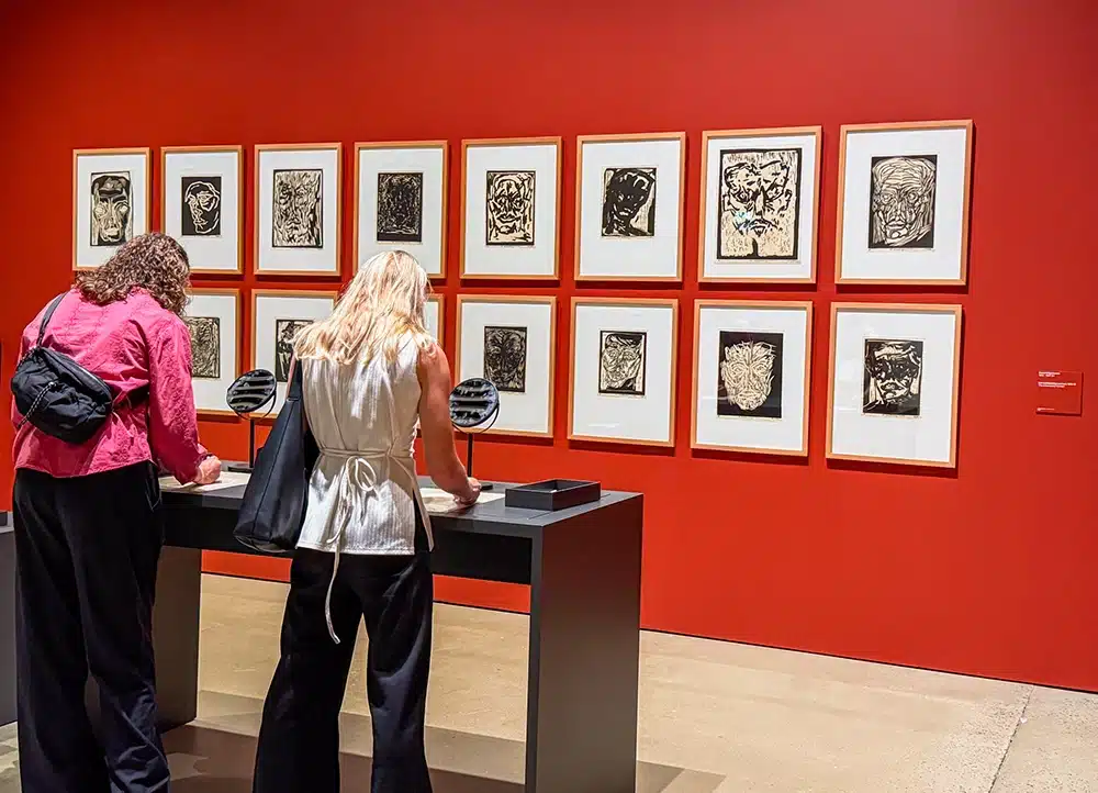 Self-portraits, The unbearable portrait, Svend Wiig Hansen at ARoS