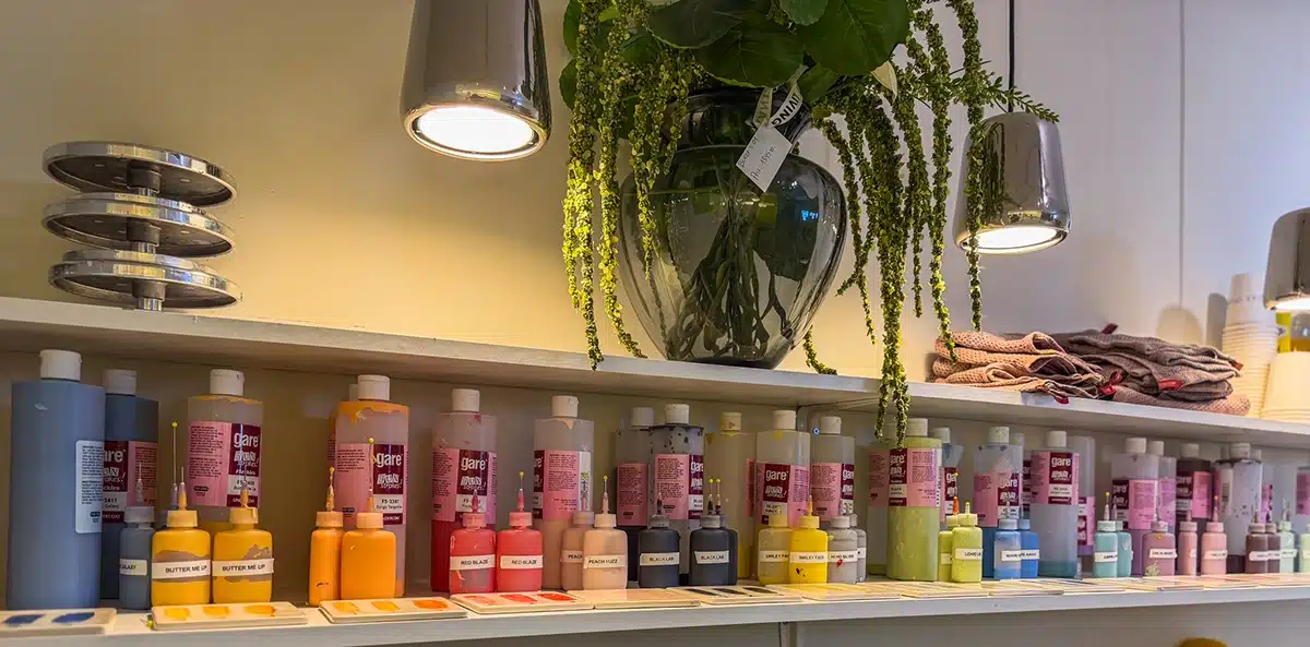 Guide - Here you will find Aarhus' coziest creative cafes - Create Aarhus shelf