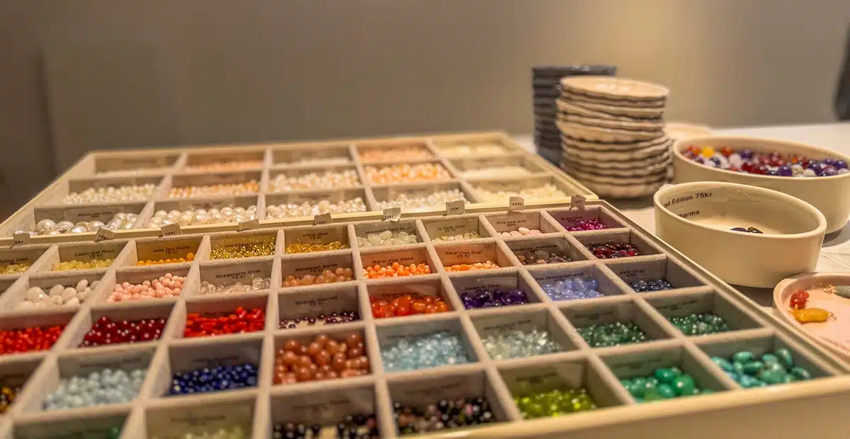 Guide - Here you will find Aarhus' coziest creative cafes - SMYKBAR jewelry