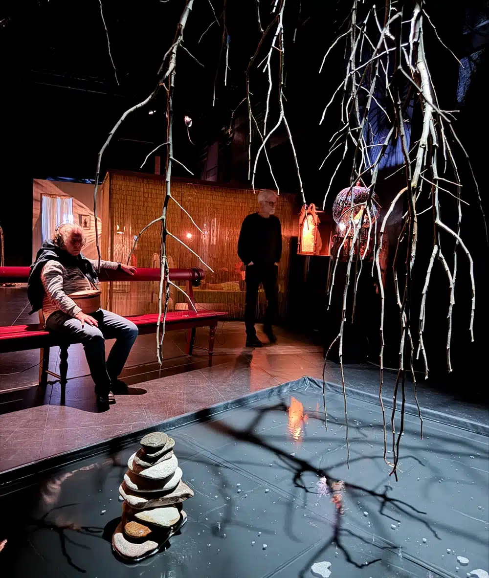 Mit hus min drøm hos Teatret Gruppe38 dryppende vand