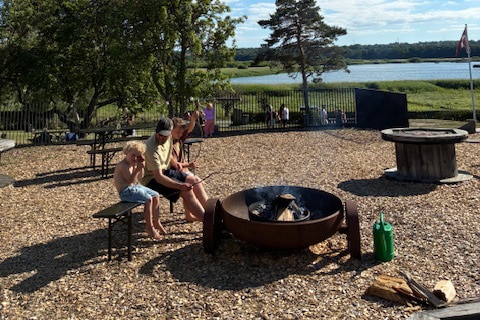 Æblehaven ved Brabrand Sø med geder, cider og en pause fra hverdagen