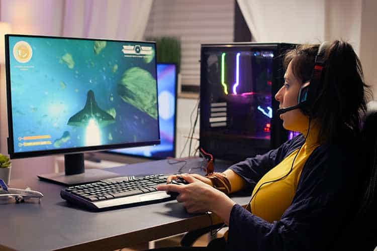 Bliver vi voldelige af computerspil - Envato billede