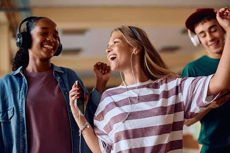 Dans dig glad med Silent Groove - Envato billede