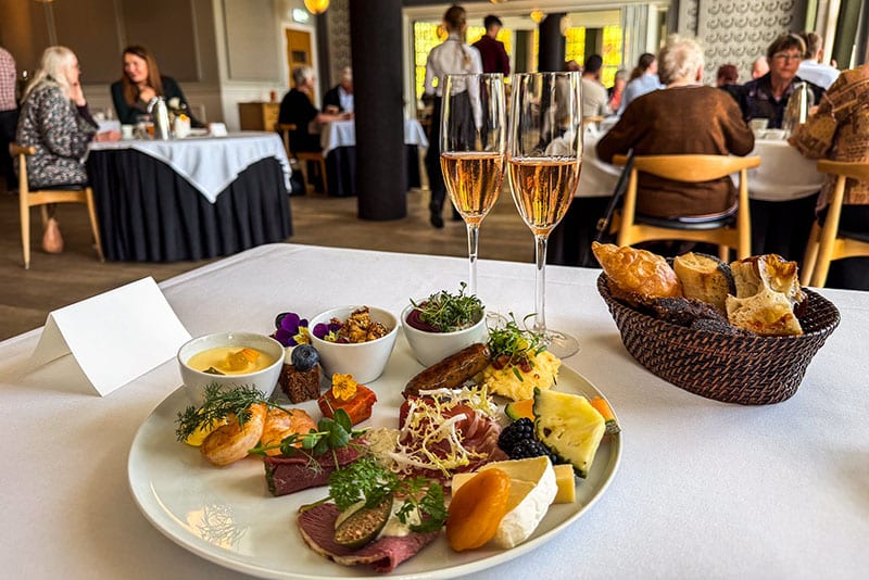 Luksusbrunch på Varna – en søndag med lidt ekstra af det hele