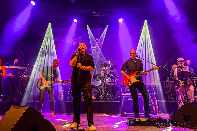 PHIL – Phil Collins tribute på Fuglsøcentret